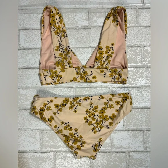 Billabong Floral Bikini Set - Picture 2 of 5